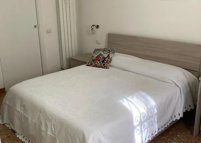 Oreglia House * Rome