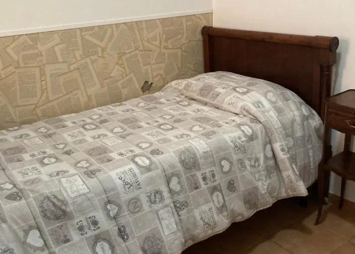 Oreglia House * Rome